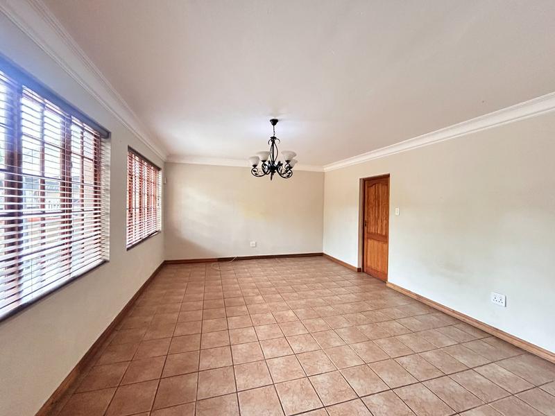 To Let 4 Bedroom Property for Rent in Melodie North West